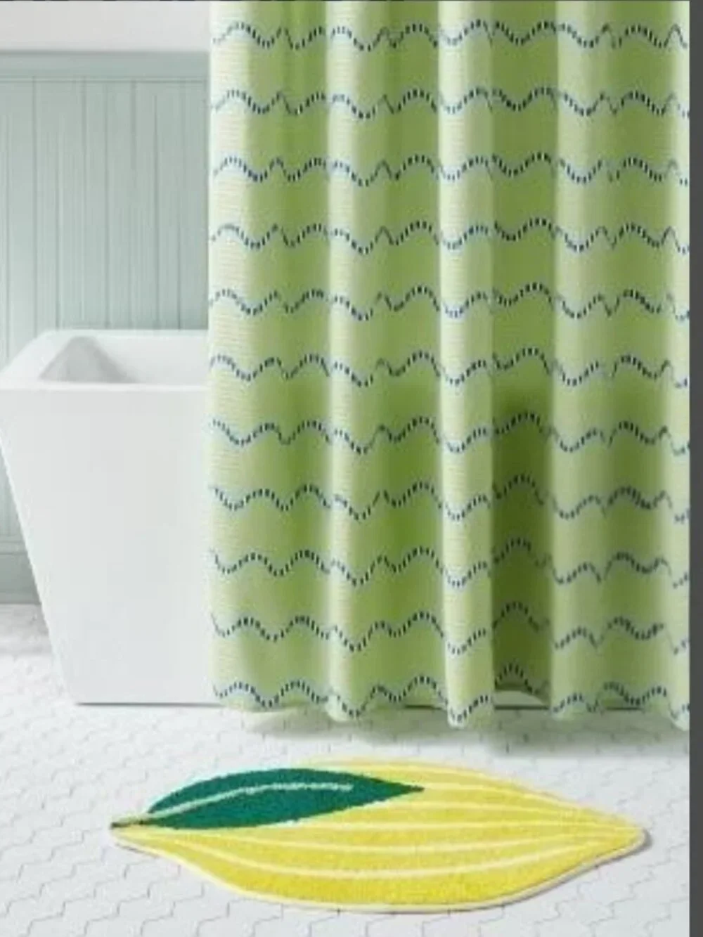 Lemon Accent Bathroom Rug